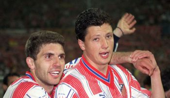 Atlético, Valencia, Celta y Compostela recaudan fondos para salvarle la vida a Penev