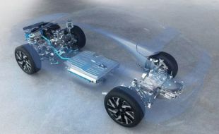 La electrificación domina las matriculaciones y anticipa un 2026 aún más eléctrico