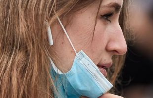 Epidemia de gripe: los casos suben un 42% en una semana