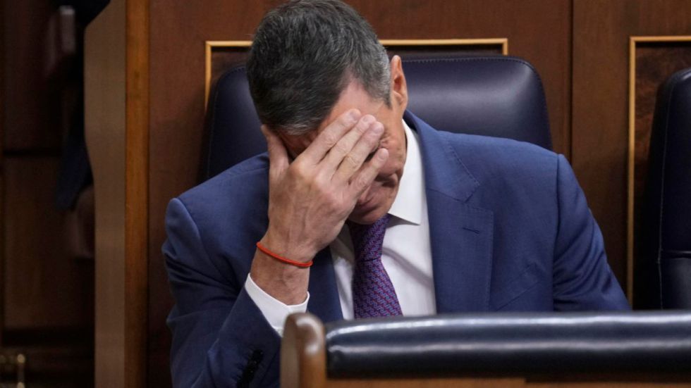 Sánchez asume la 'responsabilidad' de un 'error en la velocidad' de la gestión del caso Salazar