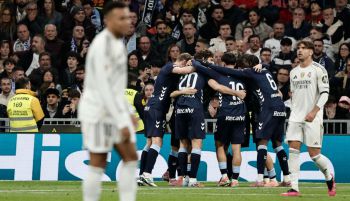 LaLiga. El Celta conquista el Bernabéu anulando al Madrid con polémica