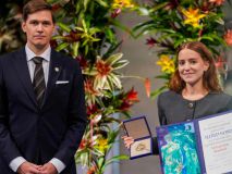 María Corina Machado escapa en barco desde Venezuela a Curazao y ya vuela hacia Oslo