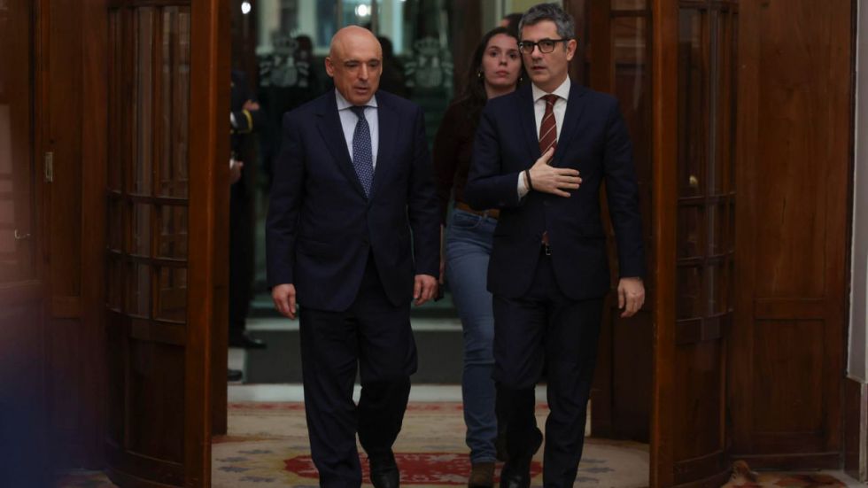 El PSOE vota junto a PP y Vox sobre la multirrencidencia para contentar a Puigdemont