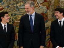 La simpática charla del Rey Felipe VI con Marc Márquez y su hermano Álex