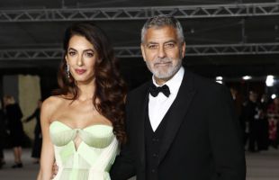 George Clooney pacta con su mujer no besar a más actrices en sus películas