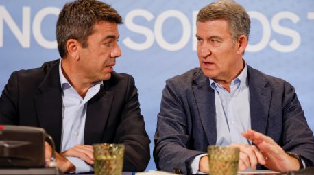 Mazón a Feijóo en la noche de la dana: 'Un puto desastre va a ser esto, presi'