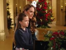 La princesa de Gales aparece junto a su hija en el tradicional concierto de villancicos