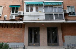 La Policía investiga la muerte de un mujer de 26 años tras caer de un piso 11 en Villaverde