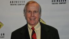 El actor de Broadway John Cunningham muere a los 93 años