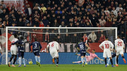 LaLiga. El Celta hunde al Sevilla con un gol de penalti al borde del descuento