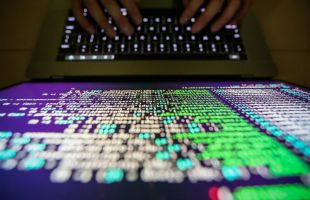 La Guardia Civil y Telefónica impulsan una campaña para la prevención de los ciberdelitos entre jóvenes