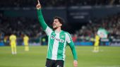 LaLiga. El Betis derriba al Villarreal y se acerca al quinto puesto