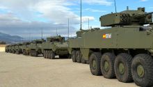 El Ejército de Tierra recibe 40 carros de combate blindados ‘8x8 Dragón’