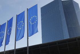 El Eurogrupo elige al croata Boris Vujčić para suceder a De Guindos en el BCE