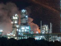 Declarado un incendio en la refinería de Repsol en Escombreras (Murcia)