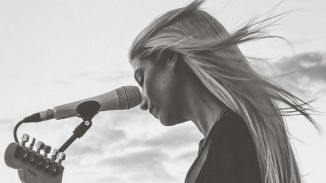 Bely Basarte publica su primer libro: “Me veo con más ternura y con menos culpa'