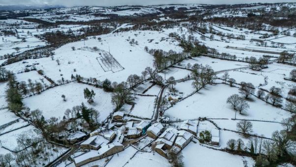 El episodio, registrado en las primeras horas de la mañana, se produjo cuando las rachas de viento forzaron la desconexión de numerosos aerogeneradores.