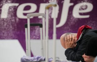 Renfe e Iryo dejarán de indemnizar los retrasos por limitaciones de velocidad desde el sábado