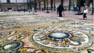 París expone por primera vez las majestuosas alfombras del Rey Sol