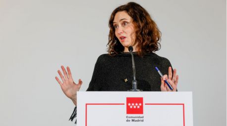 Ayuso contesta a Irene Montero sobre la 'teoría del reemplazo': 'Buscan el choque, desesperados por mantener el poder'