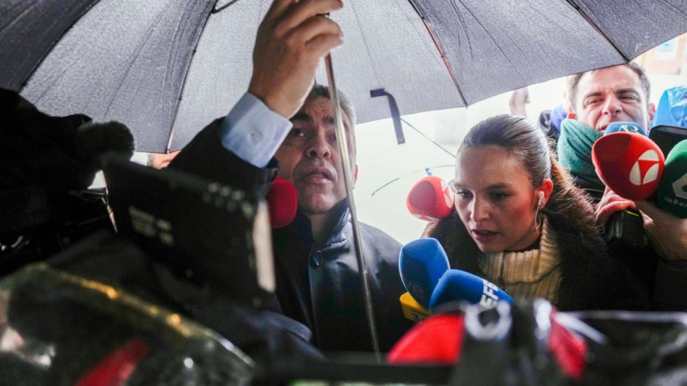 Cerdán declara ante el juez que Leire Díez tenía audios de los prostíbulos del suegro de Sánchez