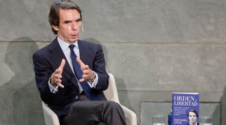 FAES acusa a la izquierda de querer volver a 1936 tras boicotear las jornadas de Pérez-Reverte