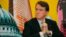 Peter Mandelson dejará su escaño en la Cámara de los Lores por su vinculación con Epstein