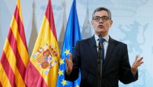 Junts se ensaña con Bolaños por el 'escudo social': 'Es frívolo, es inmoral'
