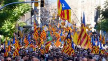 El separatismo catalán sale a la calle y arremete contra Govern y Estado por el caos ferroviario