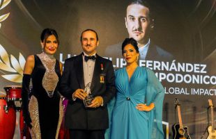 El marqués de Lises es reconocido por su excelencia e impacto global en gala en Mar-a-Lago