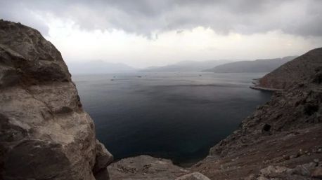 Irán realiza maniobras en el estrecho de Ormuz en la víspera de nuevas negociaciones con EEUU