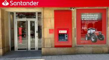 Santander impulsa su oferta para colectivos profesionales con ventajas financieras