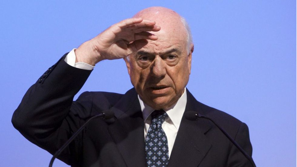 La Audiencia Nacional confirma el procesamiento del BBVA y su expresidente por contratar a Villarejo