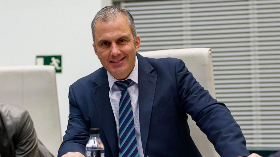 Ortega Smith avisa a Abascal de que defenderá su honor incluso en los tribunales