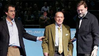 La kale borroka ha vandalizado un busto de Manuel Fraga en Vilalba