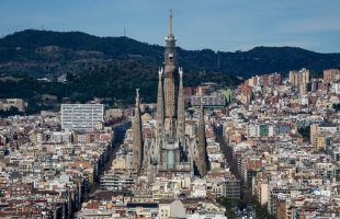 La Sagrada Familia de Gaudí se convierte en la iglesia más alta del mundo
