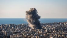 Israel sigue atacando el Líbano y aumenta su presencia al sur del país