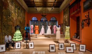 Una exposición en Sevilla recuerda a la duquesa de Alba como mujer, madre y amiga