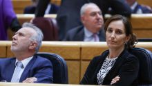 Mónica García: 'Si el PP estuviera en el poder, estaría poniendo los pies encima de la mesa en un rancho con Trump y Netanyahu'