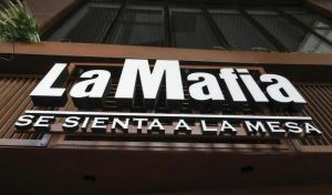 Anulada la marca La Mafia se sienta a la mesa por ir 'contra el orden público'