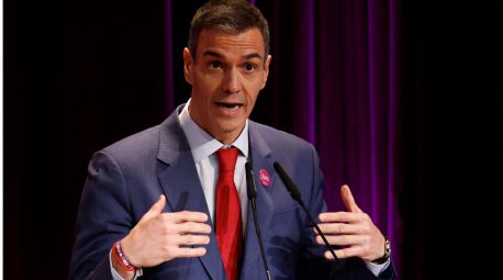 Sánchez, empeñado en el eslogan, acusa a PP y Vox decir 'sí' a la guerra