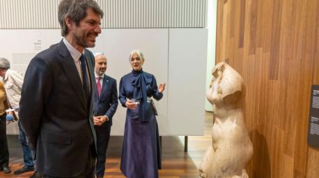 Cultura entrega al Museo de Málaga un torso de Venus recuperado del tráfico ilícito