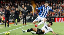 LaLiga. Un penalti en el minuto 98 salva al Valencia ante el Alavés