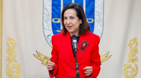 Robles descarta participar en la misión de Francia en el estrecho de Ormuz y no enviará cazaminas