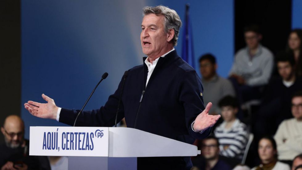 Feijóo acusa a Vox de pedir votos en Castilla y León para 'jugar con ellos' y 'bloquear'