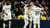 LaLiga. El Madrid hunde al Elche y presiona al Barcelona