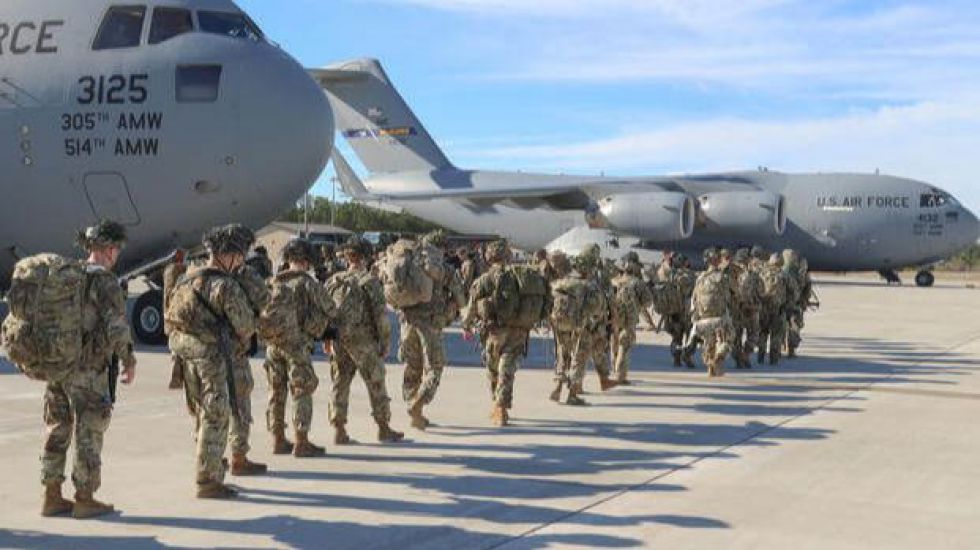 Guerra en Irán | El Pentágono desplegará 3.000 paracaidistas en Oriente Medio