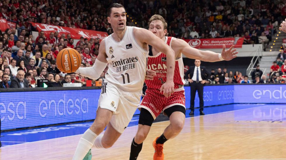 ACB. El Real Madrid alimenta su racha triunfal y el Barça, su mejoría