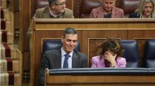 Sánchez lleva la deuda pública a máximos históricos: sube un 5% hasta los 1,7 billones