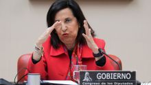 Robles dice que el Gobierno 'no contempla' que EEUU abandone las bases españolas